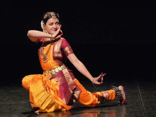 Бхаратнатьям – самый популярный индийский танец